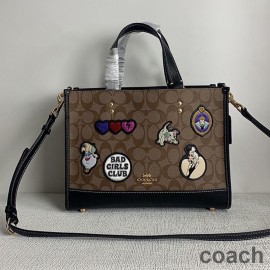Tréner Dempsey Carryall v Signature Canvas s Disney Patches Khaki