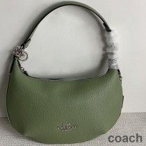 Torba typu hobo Coach Payton w kolorze Pebble Leather Green