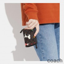 Cartera pequeña Coach con cremallera en lona distintiva y estampado de Peanuts Snoopy Presents Coffee