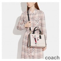 Sac fourre-tout Coach Dempsey en cuir galet avec motif Disney Cruella Beige